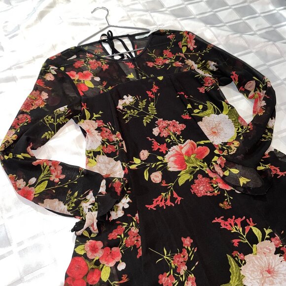 🎉 Bundle Deal: 4 for $20! 🎉 Sheer Black Kimchi Blue floral Dress - Picture 14 of 16